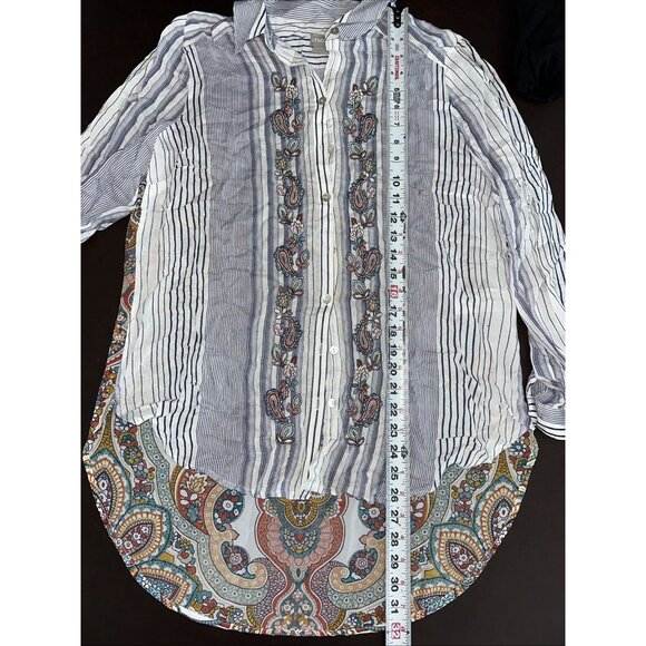 Chicos Striped Button-Up Tunic Shirt With Paisley Embroidery Front & Back size 8 - Picture 7 of 9